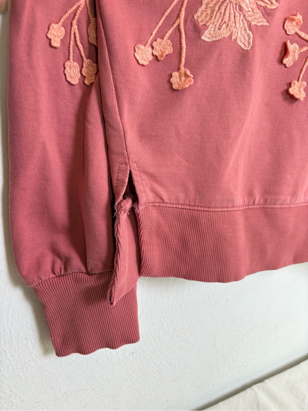 ANTHROPOLOGIE Fern & Flower Sweatshirt pink rose appliqué floral cotton 2025 - Picture 5 of 9